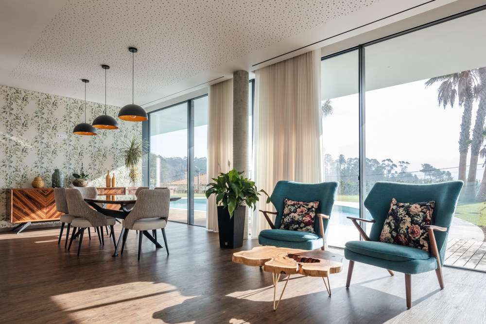 葡萄牙 Arouca 住宅 | 融入自然的"天眼"建筑-40