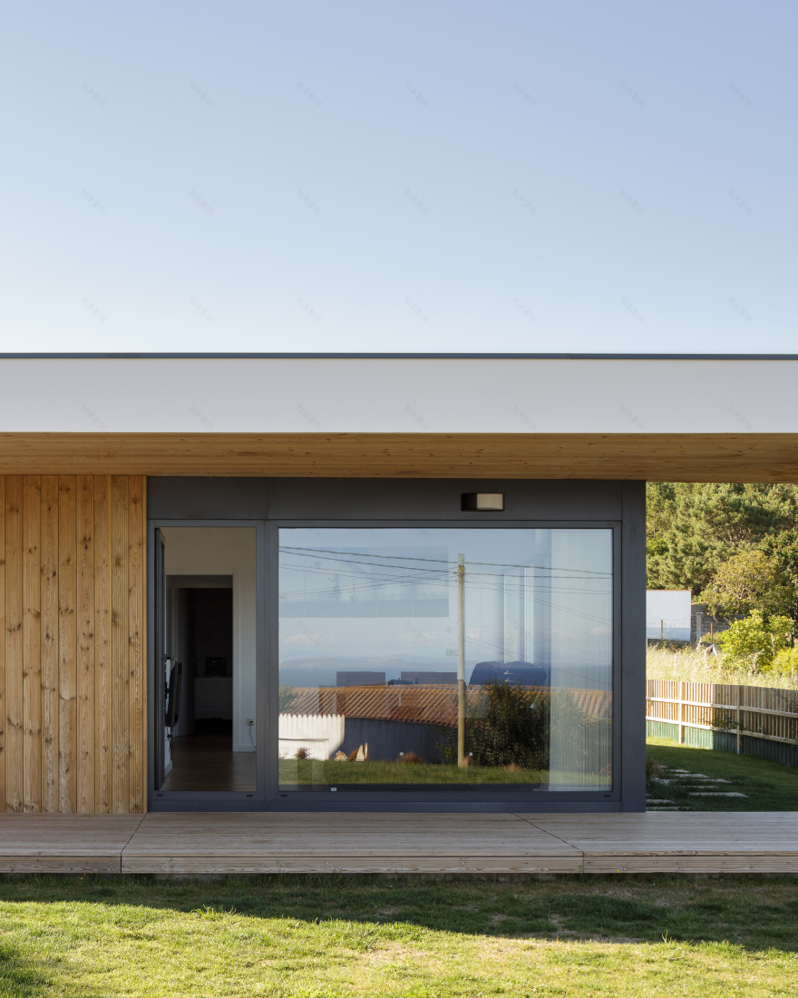 紧凑宜居的生态小屋-16