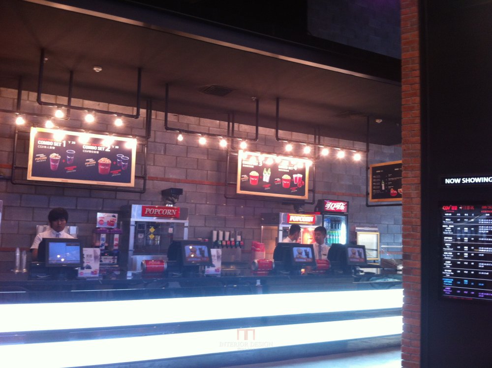 北京 CGV 将台路店港式影院设计风-9