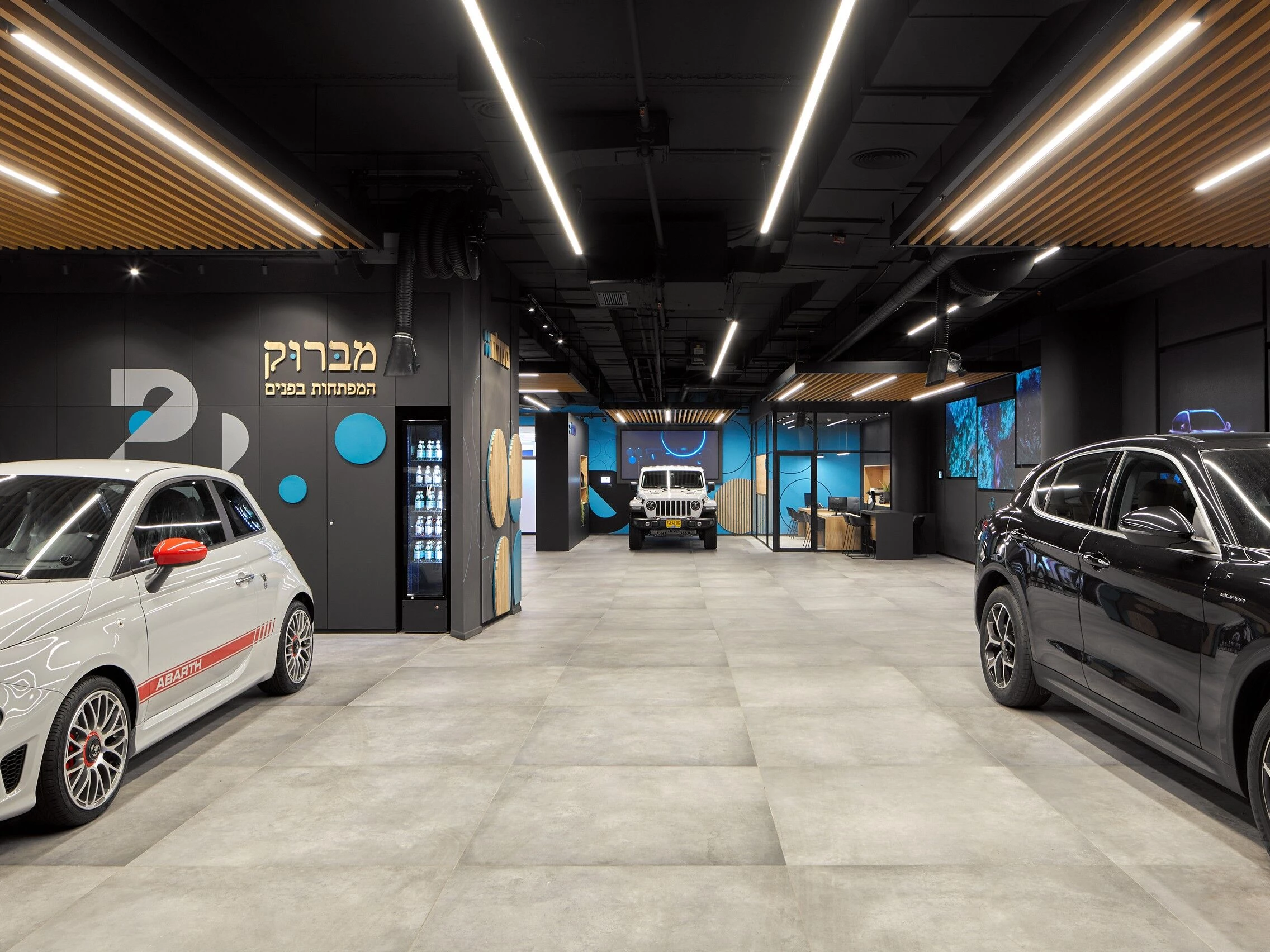 samelet TLV - premium vehicles receiving Space-13