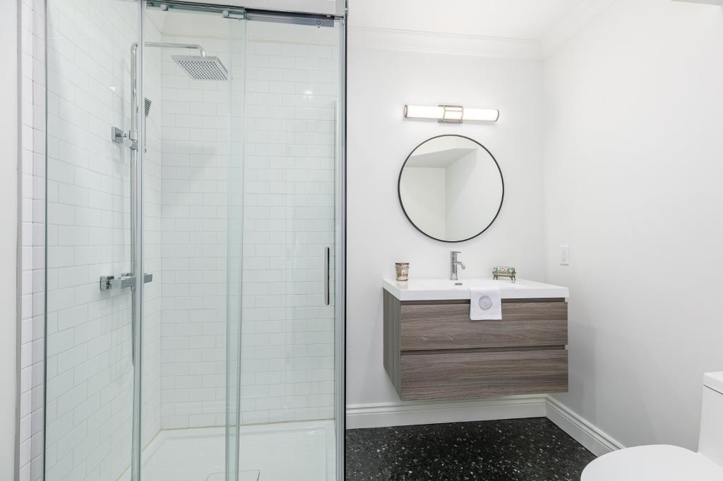 LacBrome地区农舍风格新住宅丨加拿大魁北克丨Joli Joli Design-33