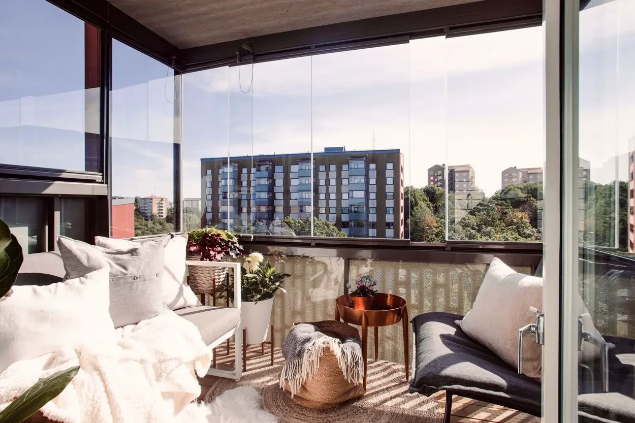 瑞典 38m2 温馨小户型公寓,秋日暖阳与现代设计的完美融合-13