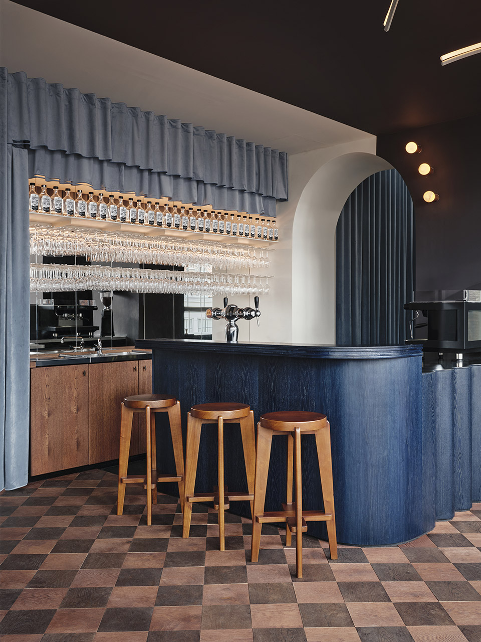 全天候法式小馆&影院丨荷兰多德雷赫特丨Studio Modijefsky-95