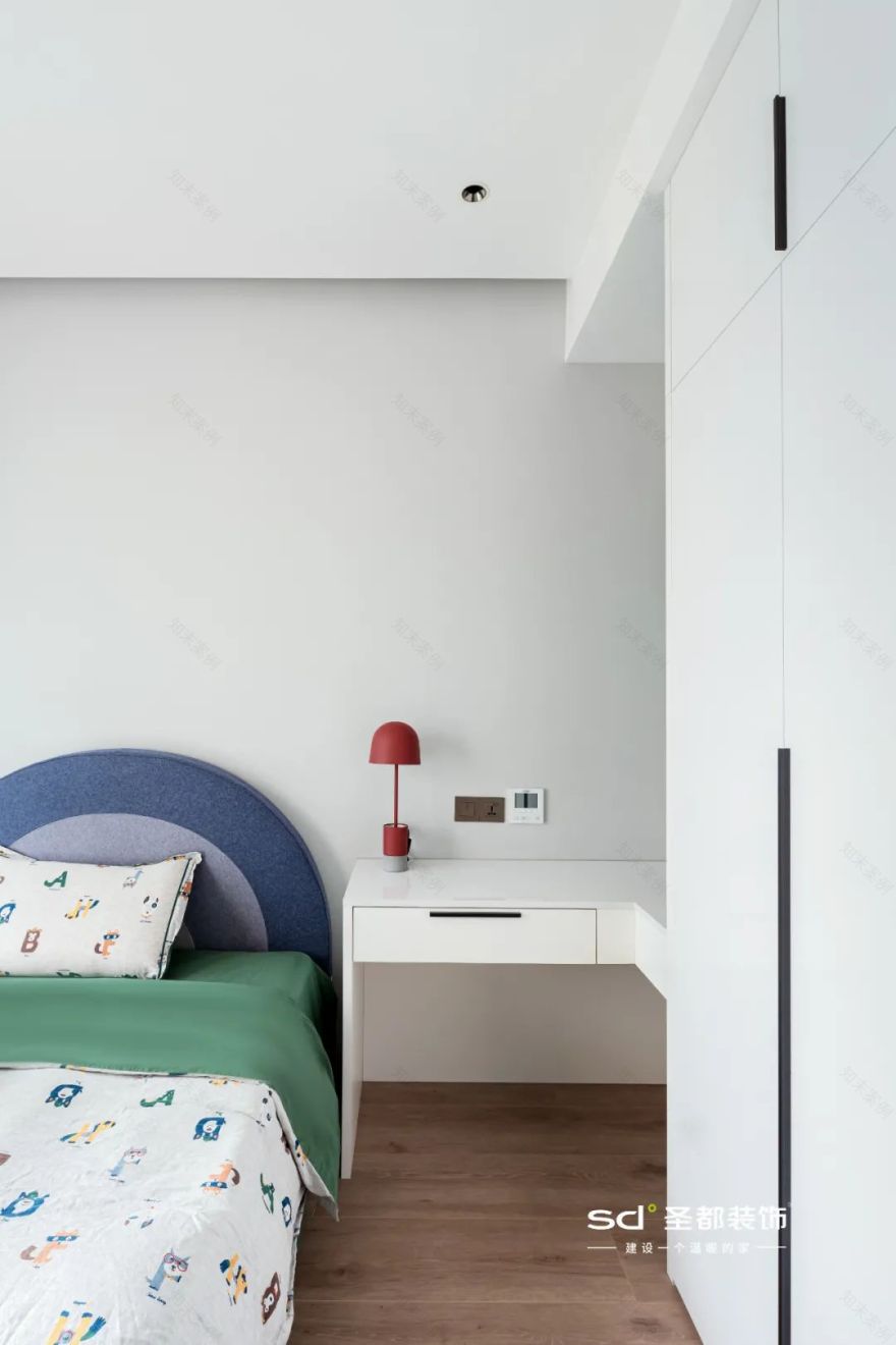 现代简约风家居,主卧占⅓太享受,神仙衣帽间心动 100%!-59