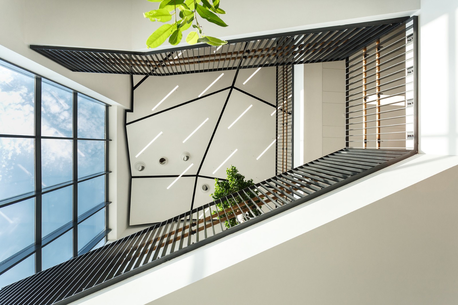 乌克兰基辅 A+ 学院 SVOYA studio-3