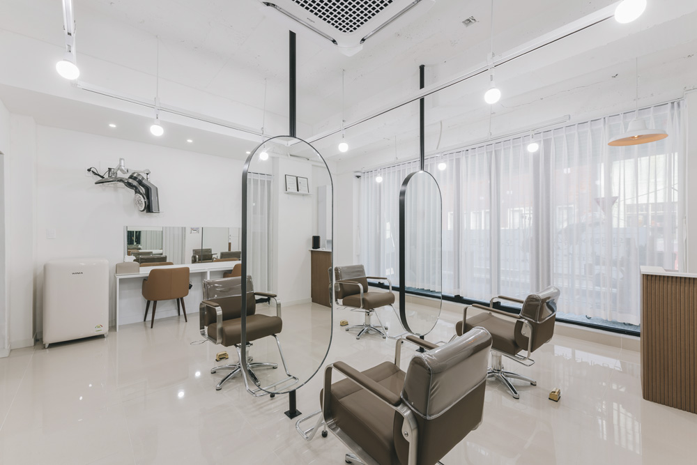 白色简约之美，12 平米美容院的华丽转身-5