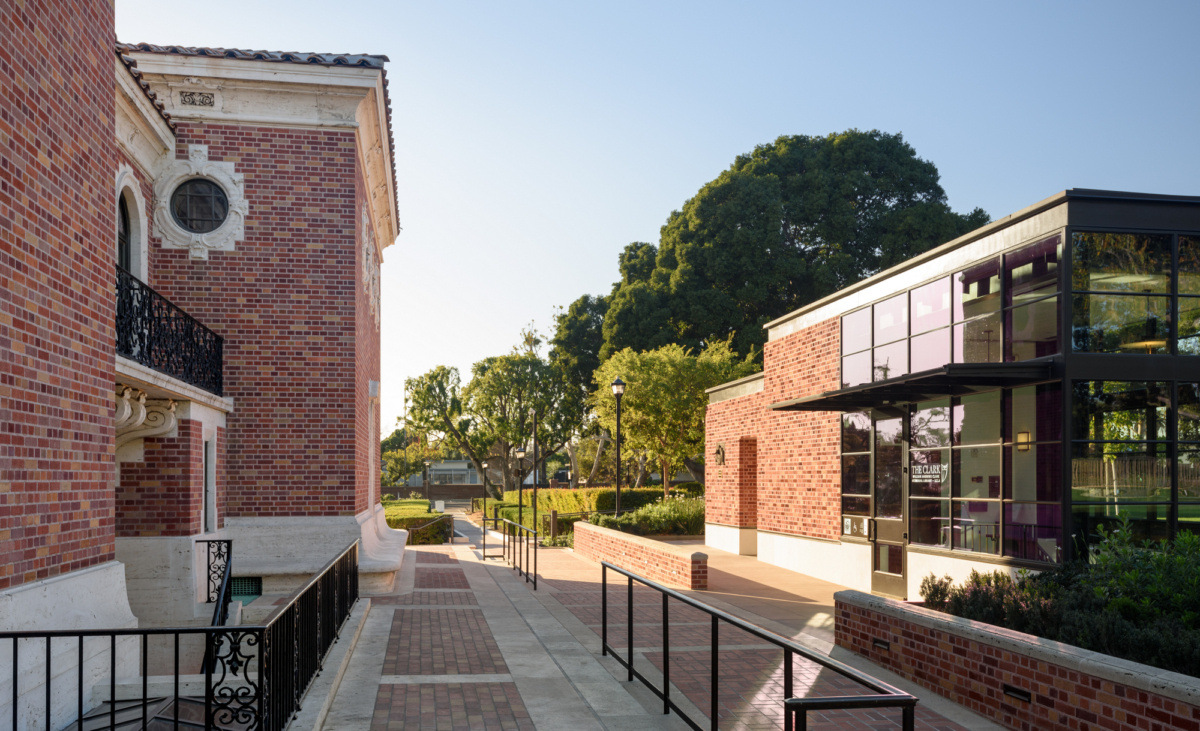 UCLA 图书馆翻新-10