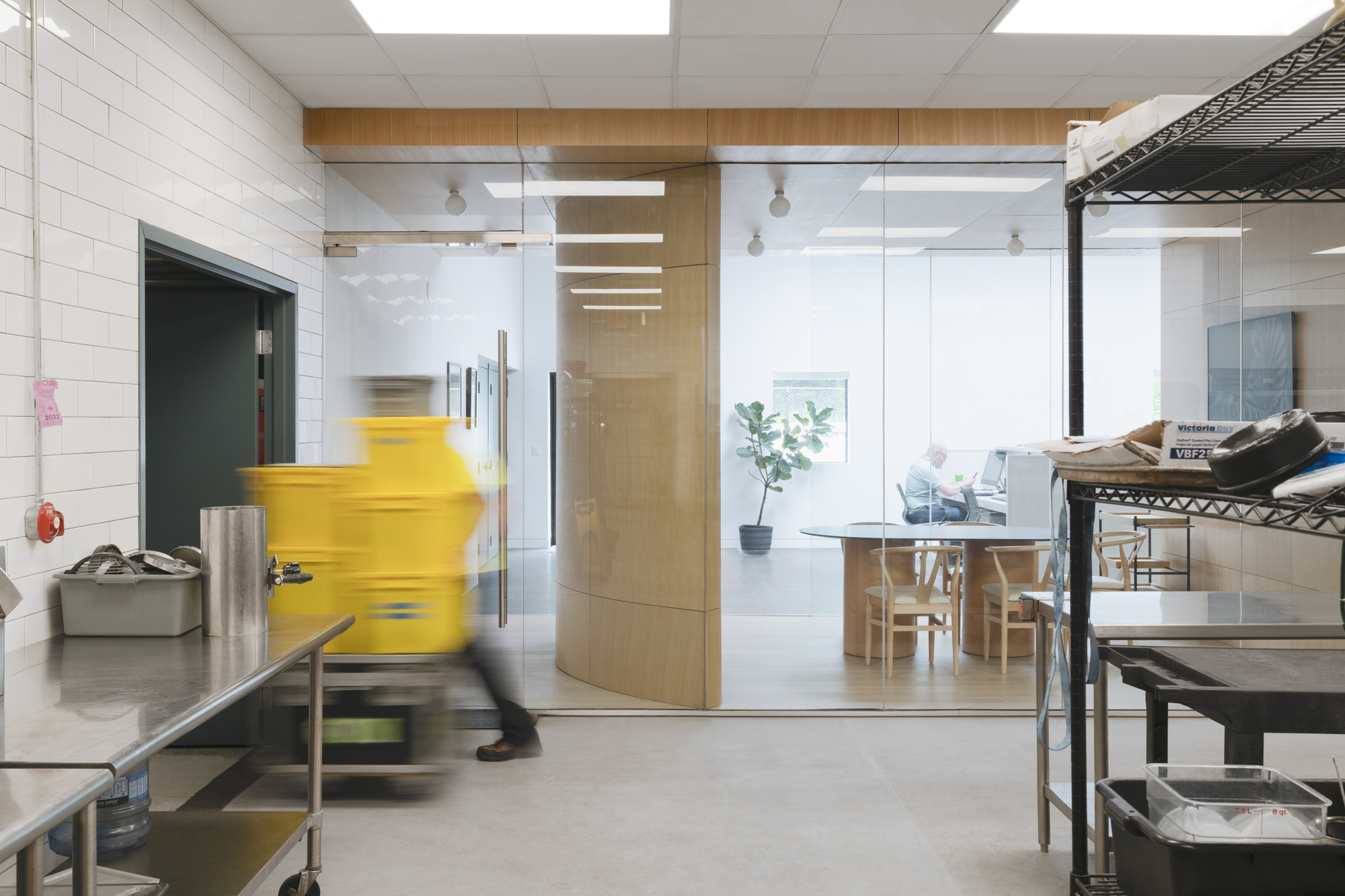 Tasting Rooms 烹饪中心丨美国丨Abruzzo Bodziak Architects-21