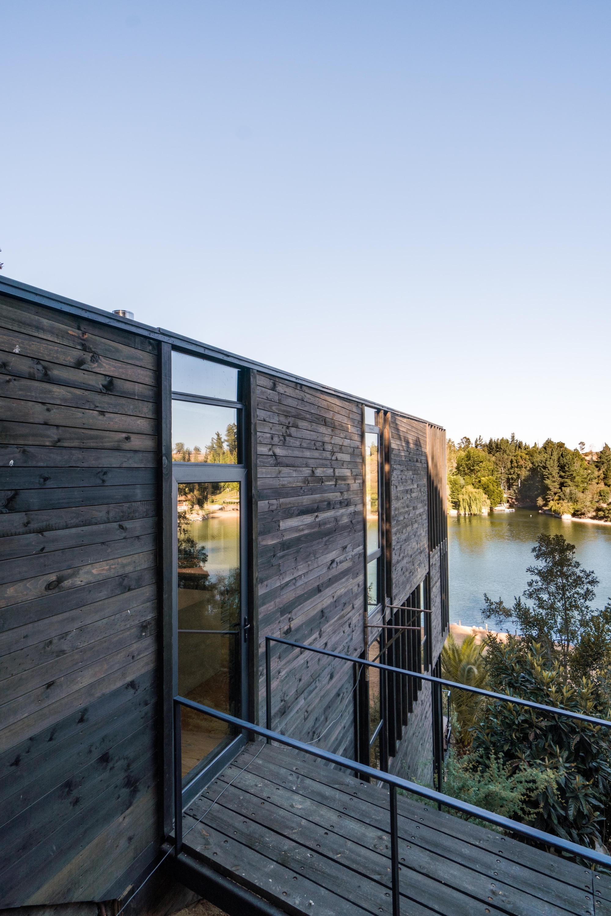 智利湖畔坡地别墅-16