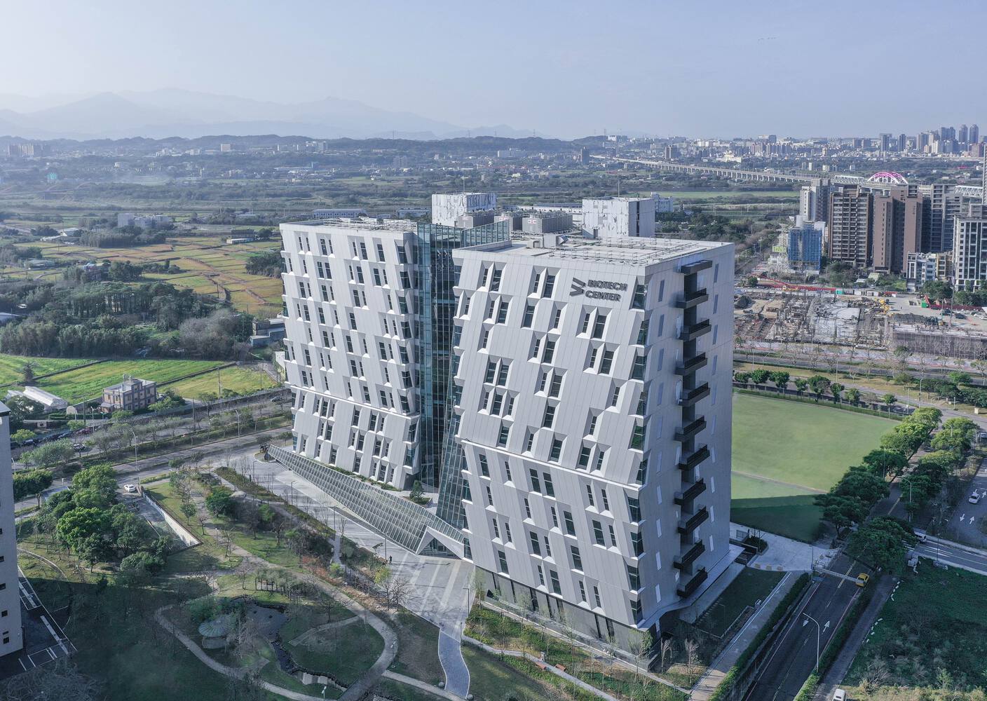 中国台湾新竹生物科技研究及培育中心第三期丨JJP 建筑师与规划师事务所-5