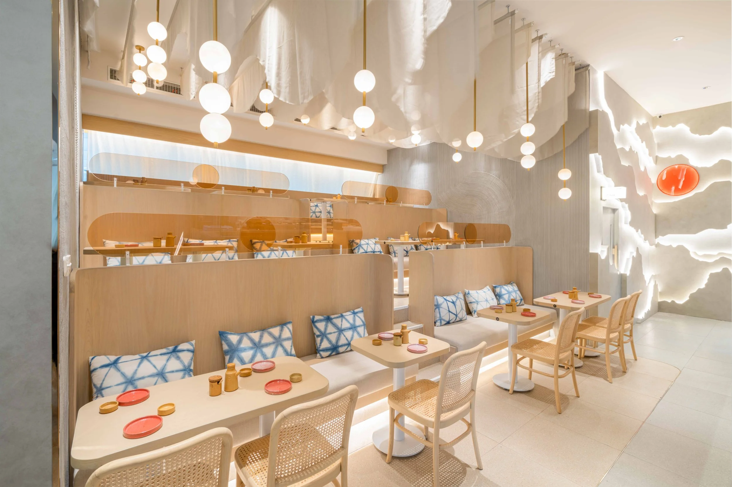 雅加达凯洋寿司店

注：这里Kaiyo音译为凯洋，Sushi是寿司，Jakarta是雅加达 ，推测这是雅加达一家名为凯洋的寿司店 丨印度丨BrandWorks-8