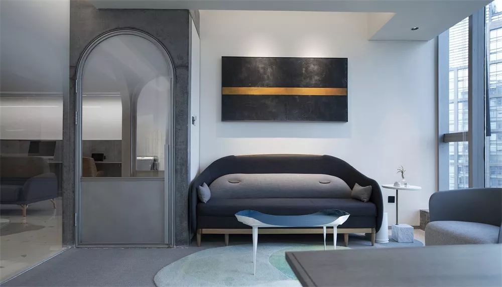 卧野空间设计事务所办公室——自由交流的弧形空间-31