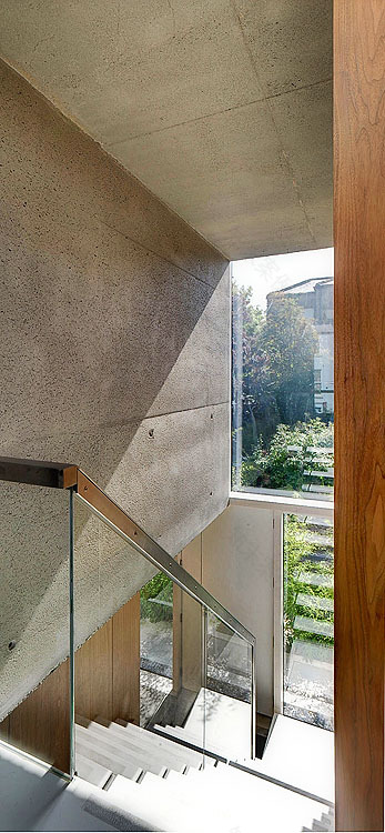 都柏林郊区单一家庭住宅的混凝土空间探索-16