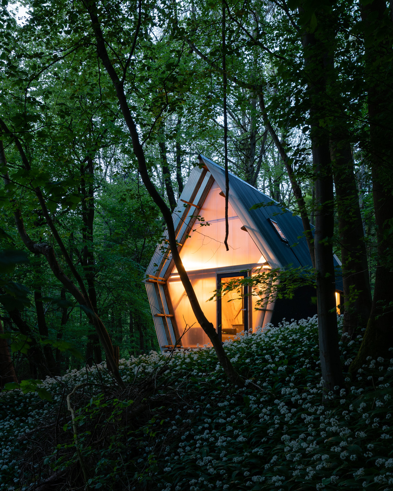 Trailer  Invisible Studio-51