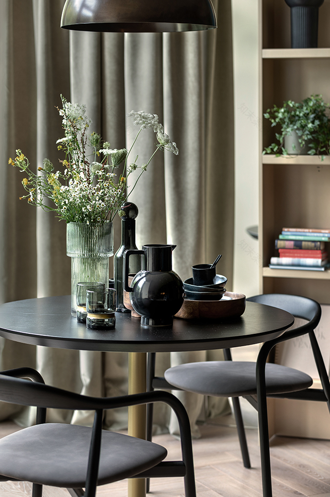 《提升机》(注:ВОЗДВИЖЕНКА常见释义为提升机、升降机 ,这里结合常见机械领域概念给出此翻译) 丨乌克兰基辅丨Fateeva Design-4