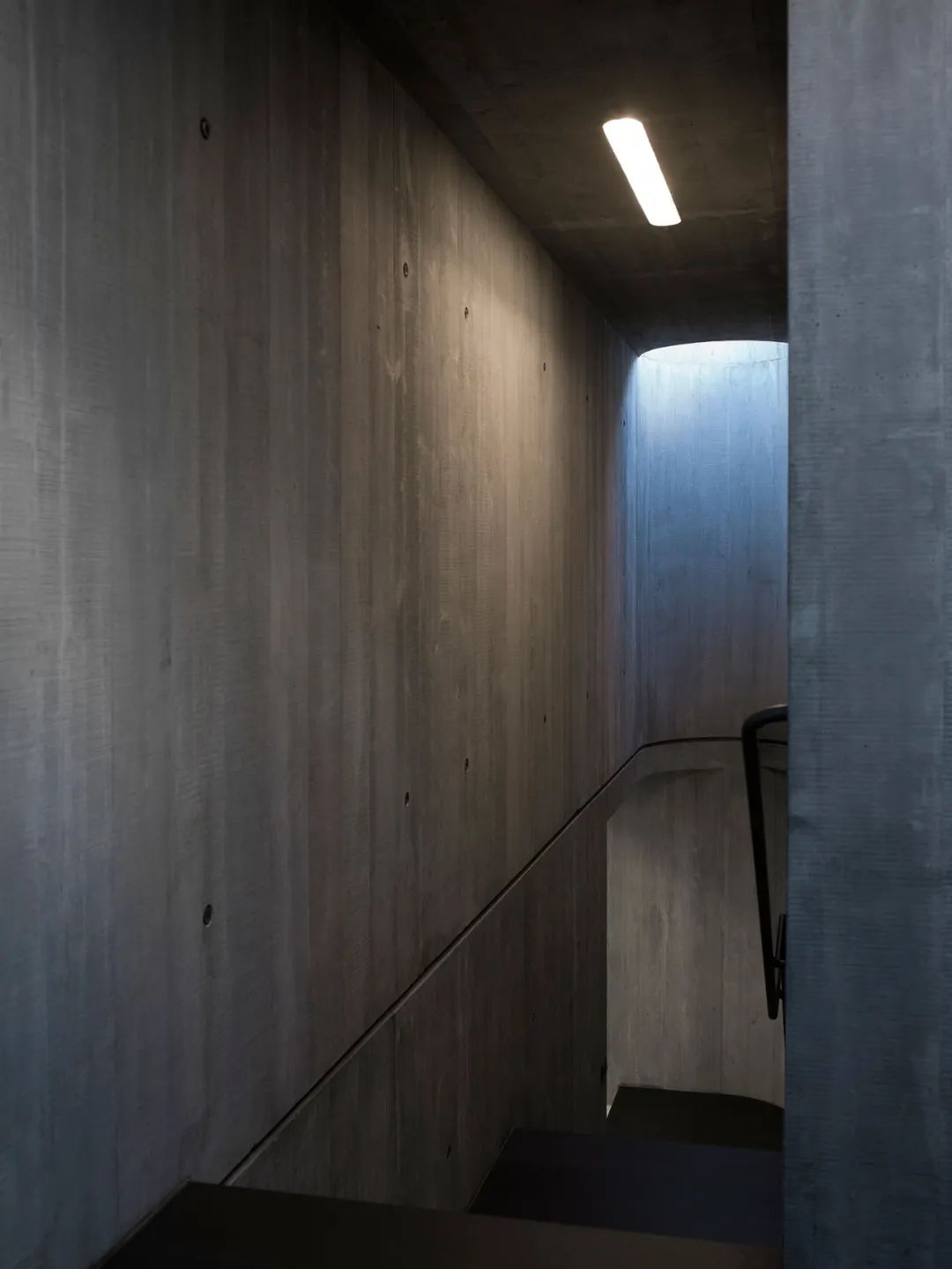 冰岛 BAKKAFLÖT14 别墅丨STUDIO GRANDA-27