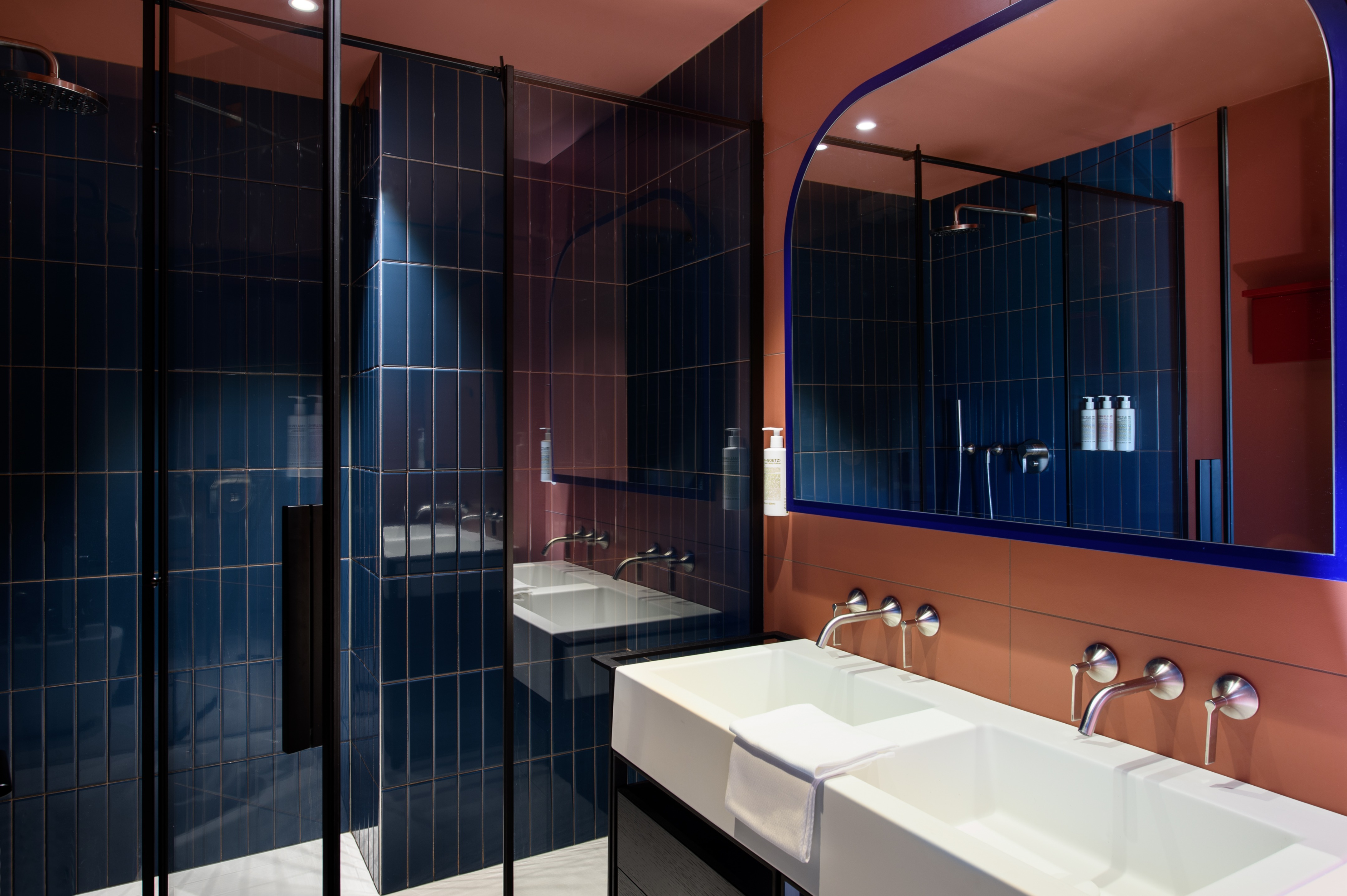 Tropicana Club 酒店套房设计丨意大利-18