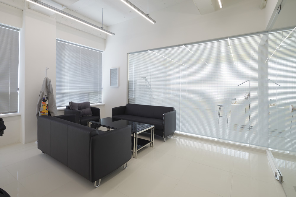 75 平极简办公空间 | 成本低至 500 元/平-12