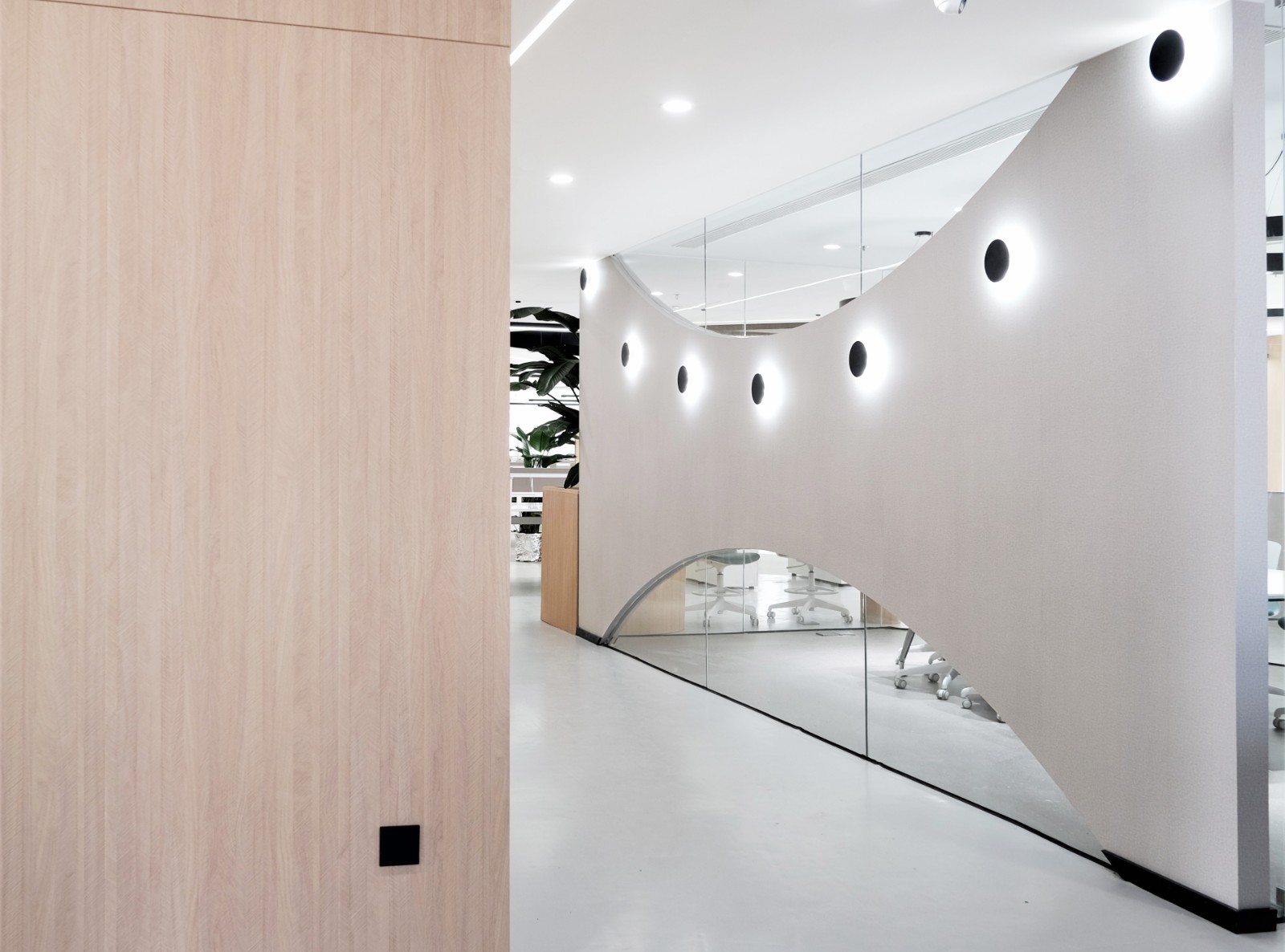 逻辑生成 · 新媒体集团年轻化办公空间设计-29