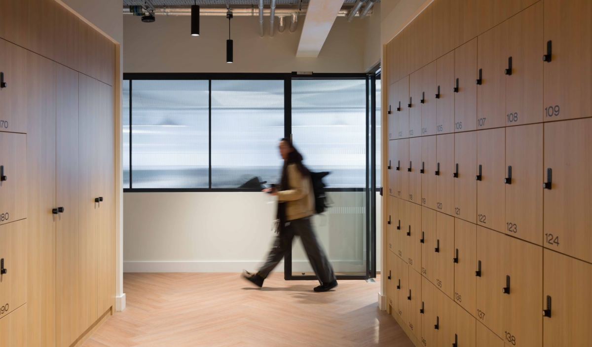 Havas Lynx Offices by Bluesky Design Interiors-29