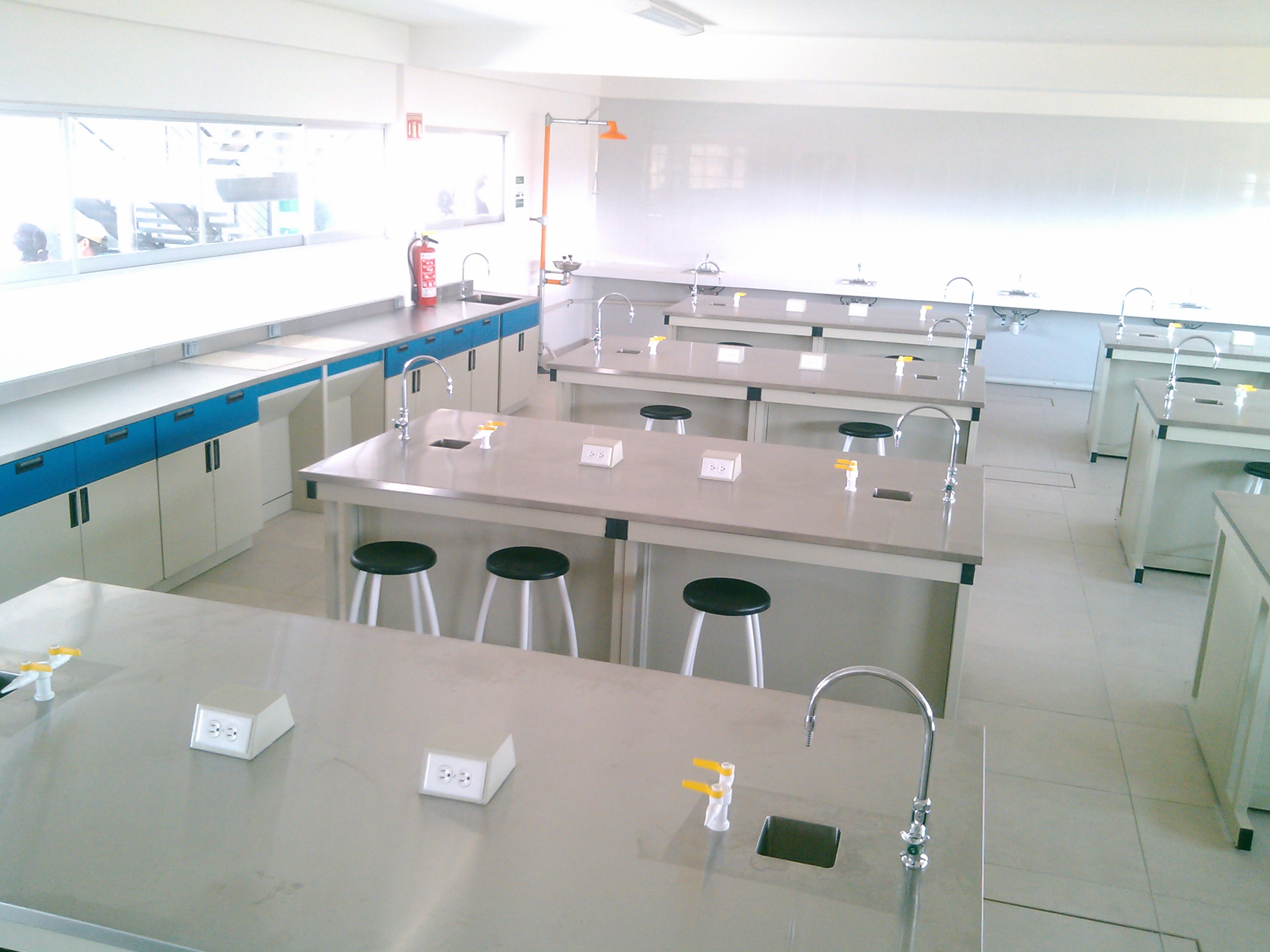 PROYECTO "LABORATORIOS DE ANÁLISIS DE TIERRAS Y AGUAS"-48