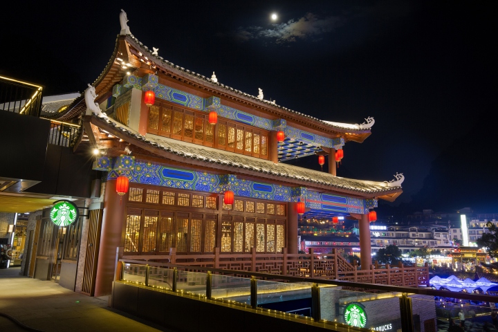 阳朔的星巴克  Wei Xu-7