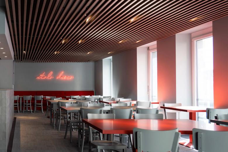 Cyrus Ghanai Interior Architecture & Design丨Italo Disco丨德国-2