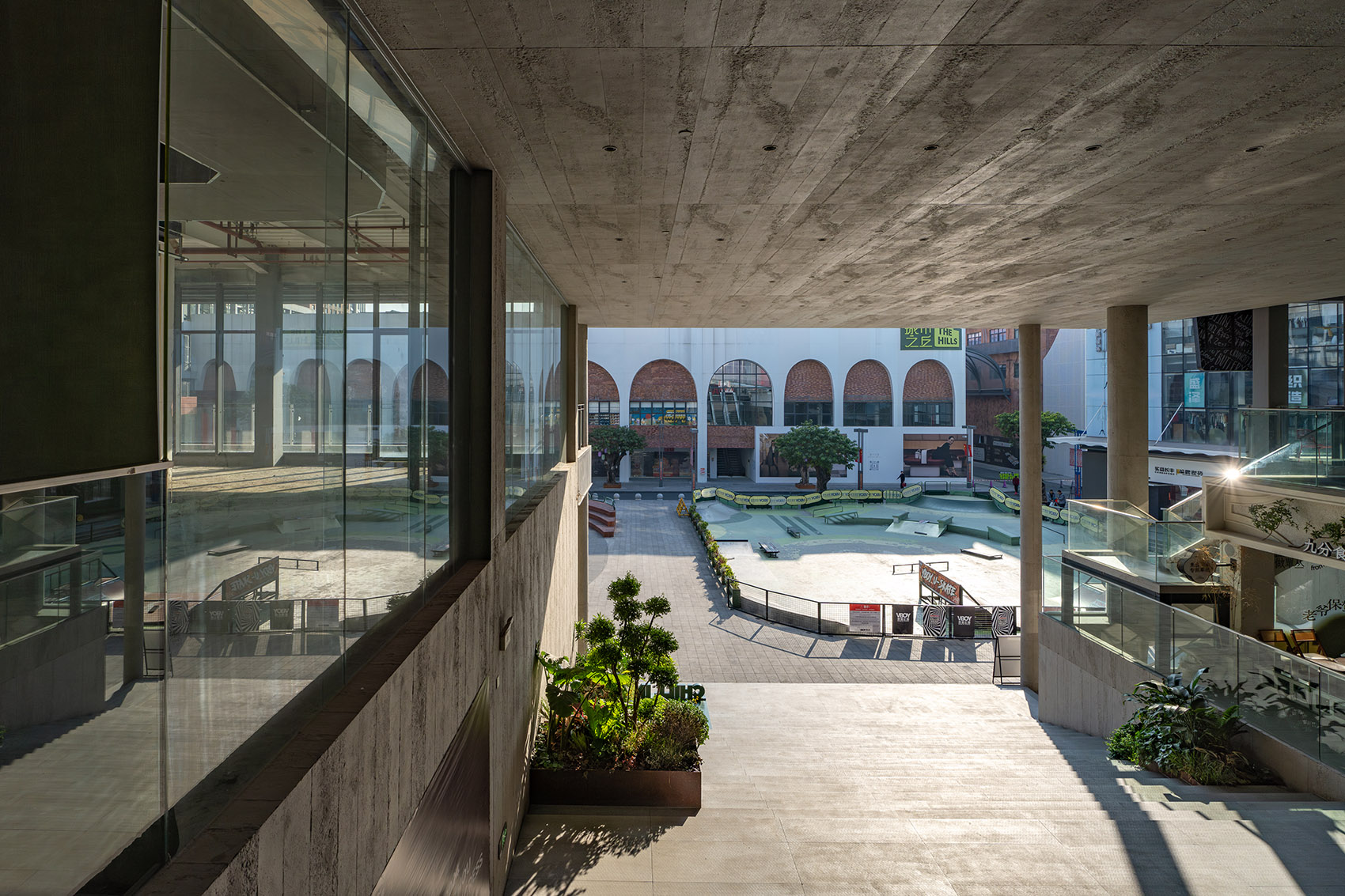 广州中大门「城市之丘THE HILLS」丨中国广州丨竖梁社悬亮子工作室-101