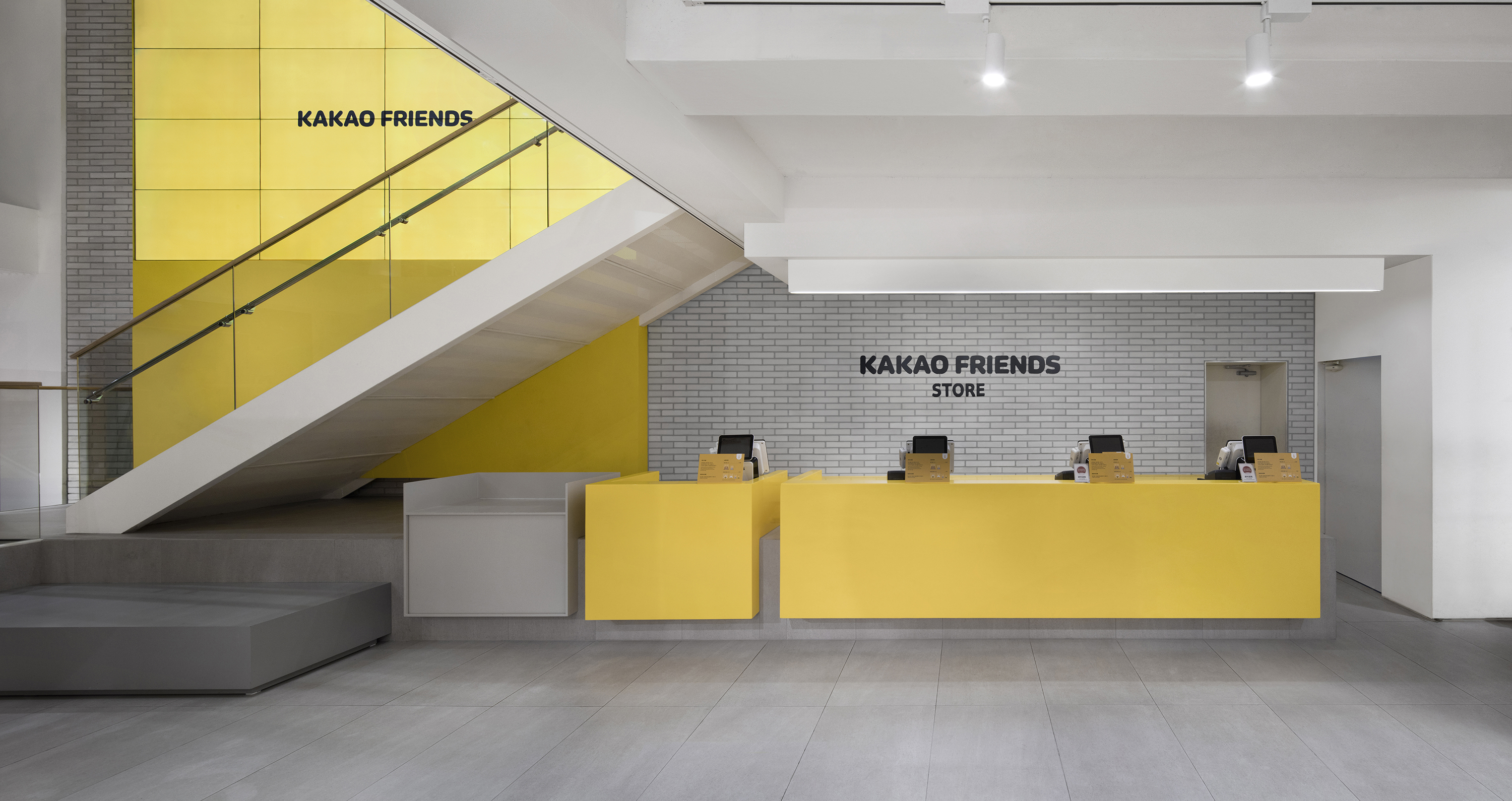 韩国 | Kakao Friends | 商店 | 2016 | WGNB-0
