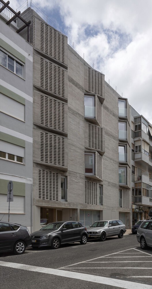 里斯本 Rua Francisco Metrass 住宅楼丨葡萄牙里斯本-0