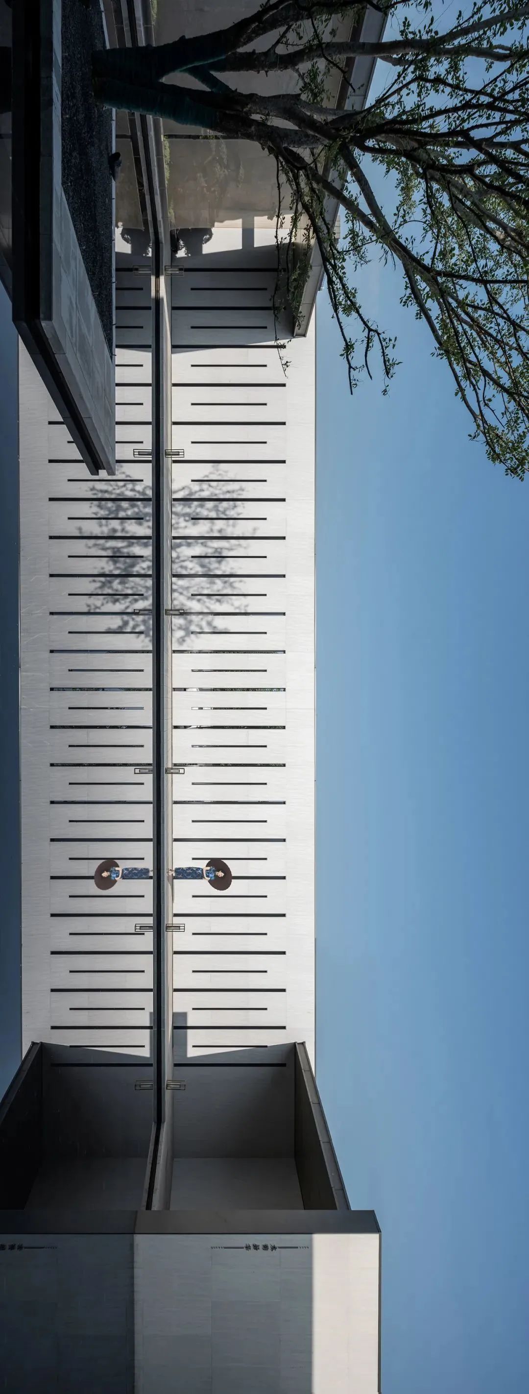 世茂·璀璨荣里 | 现代解构主义的水乡景观设计-6