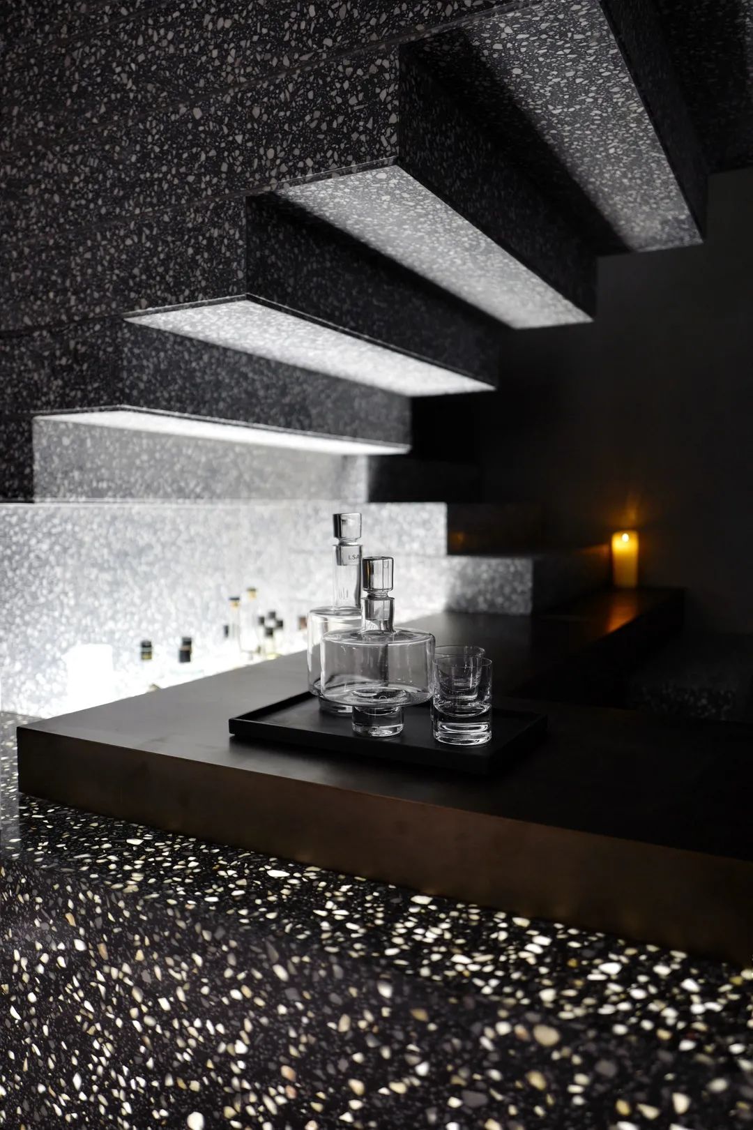 孟也打造“外 WHYGARDEN”家居品牌,呈现极光主题空间-29