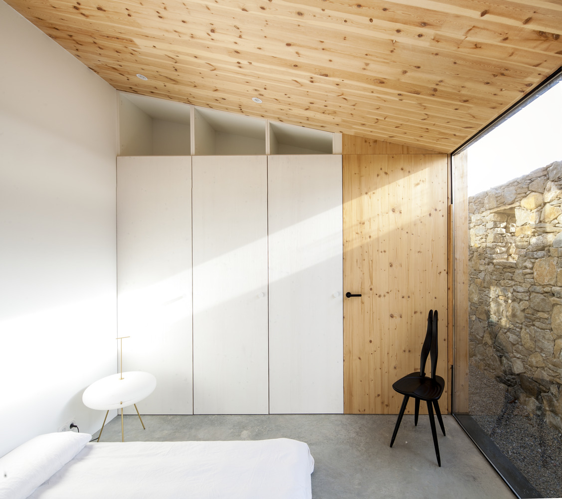 西班牙乡村的庇护所丨Agora Arquitectura-18