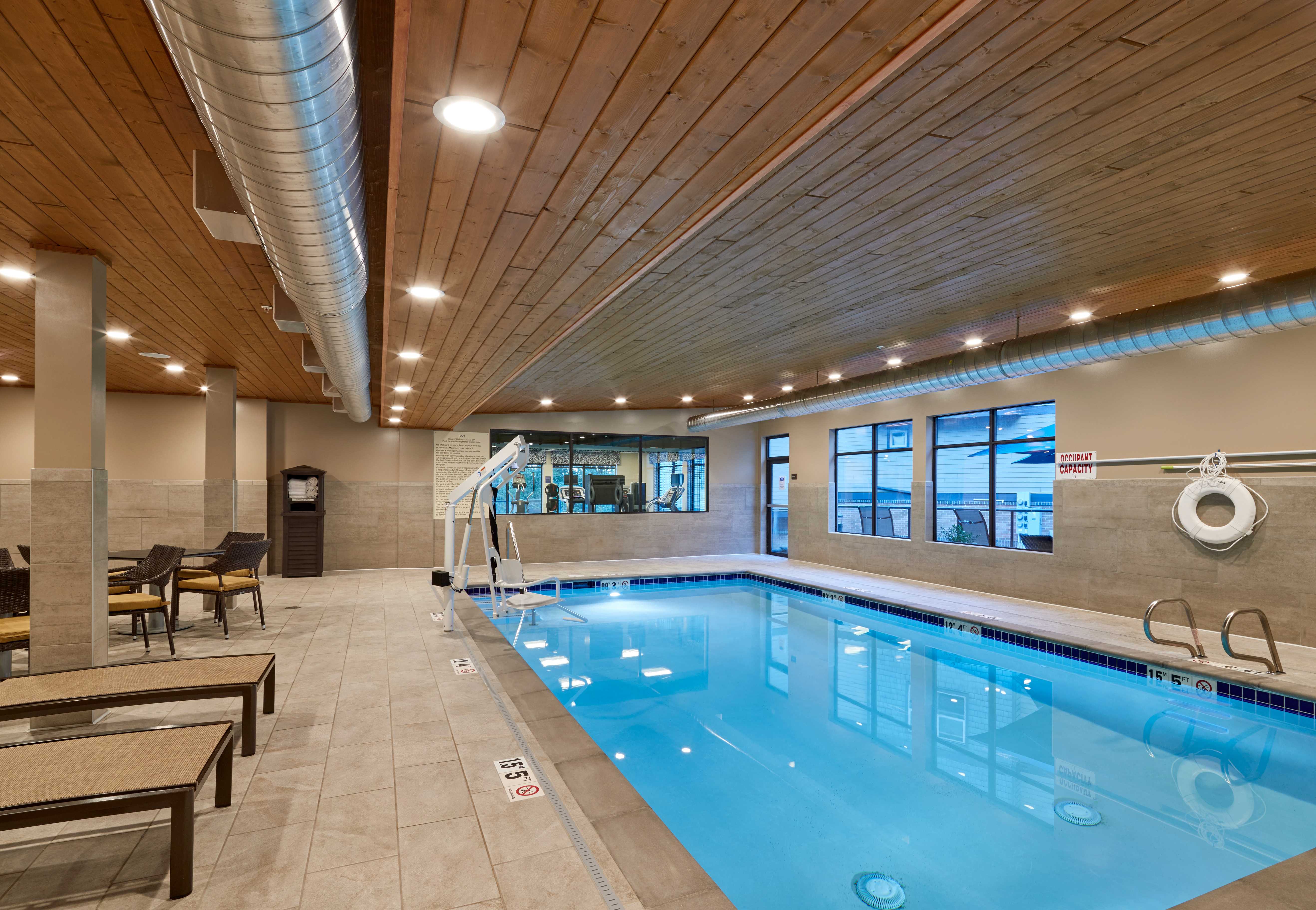 hampton inn suites-6