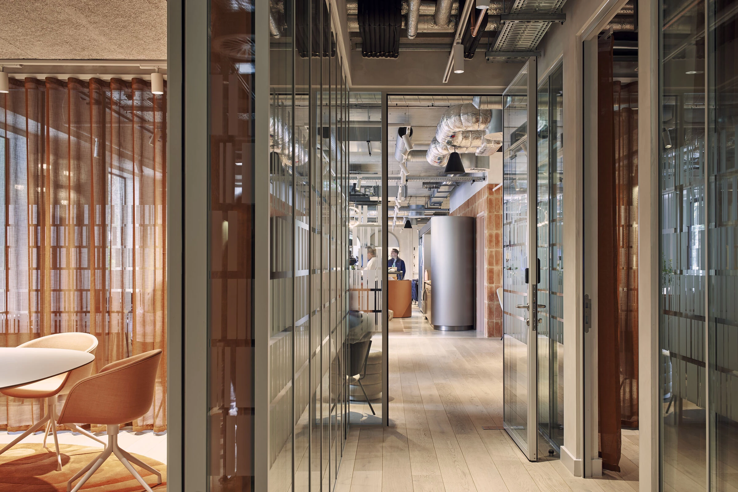 英国南安普敦 Mountbatten House 海滨风格办公室设计丨Hawkins,Brown,bUd studio-25