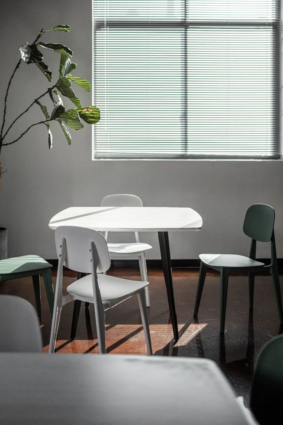 重塑空间，焕发生命力——中山高成商贸办公室设计-70