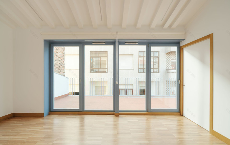 古城区公租房翻新案例 · 西班牙 Ourense Vilar 5 号楼-21