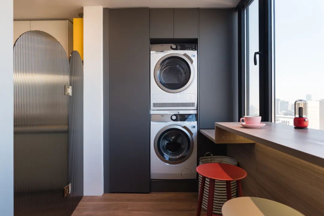 现代简约之家 · 舒适与趣味的完美融合丨王作方-60