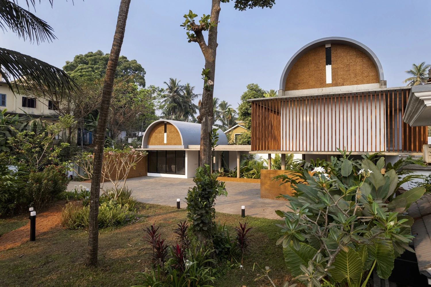 The Stoic Wall 住宅丨印度丨LIJO.RENY.architects-11