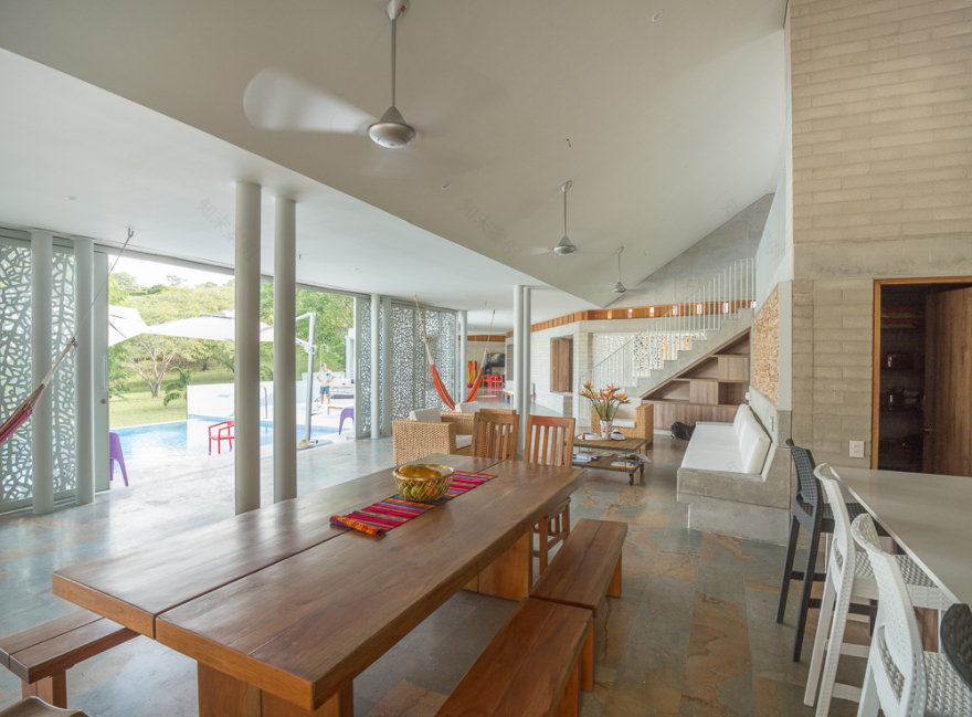 热带干旱森林中的生态住宅-35