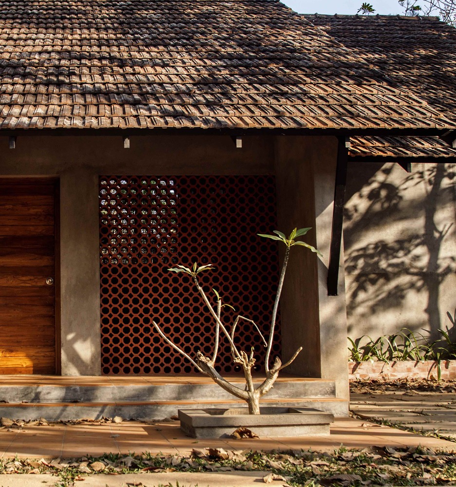 A Low Budget Project that has Managed to meet the Needs and Desires of its Owners-12