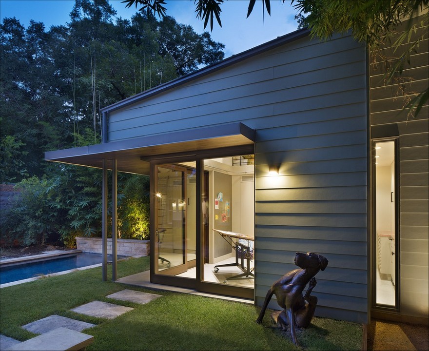 Backyard Art Studio Designed for a Retired Art Teacher-18