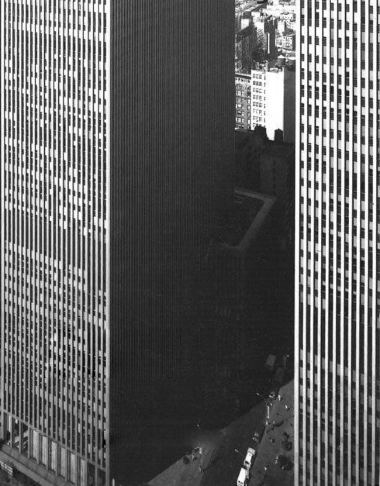 西奥电梯2024广州设计周展厅丨中国广州丨加减智库设计事务所-13