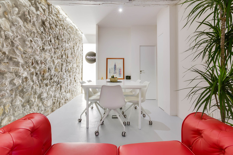 废弃空间的重生 · 历史中心的现代办公设计-33