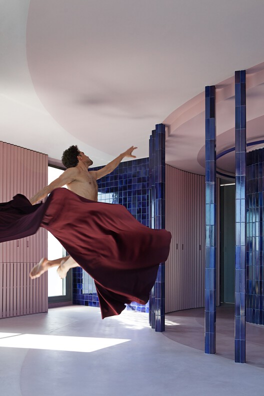 马德里螺旋之家丨西班牙马德里丨Raúl Almenara-15