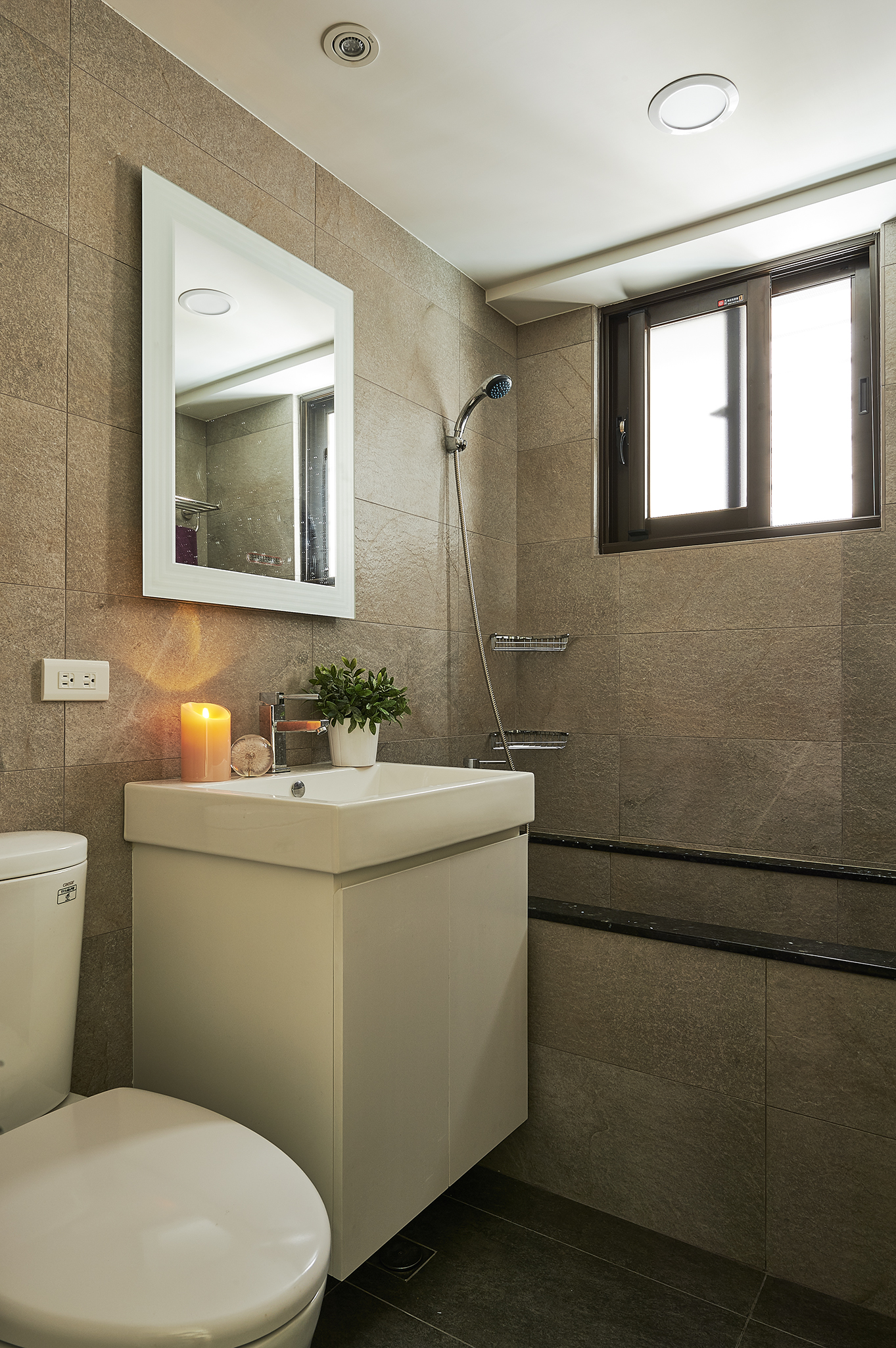 现代风格中古屋改造 收纳扩增居家明亮-10