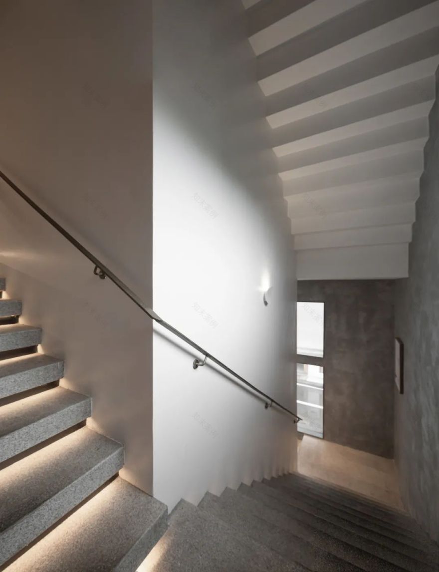 杭州“欢牛蛋糕屋”打造奶油蛋糕盒子空间-27