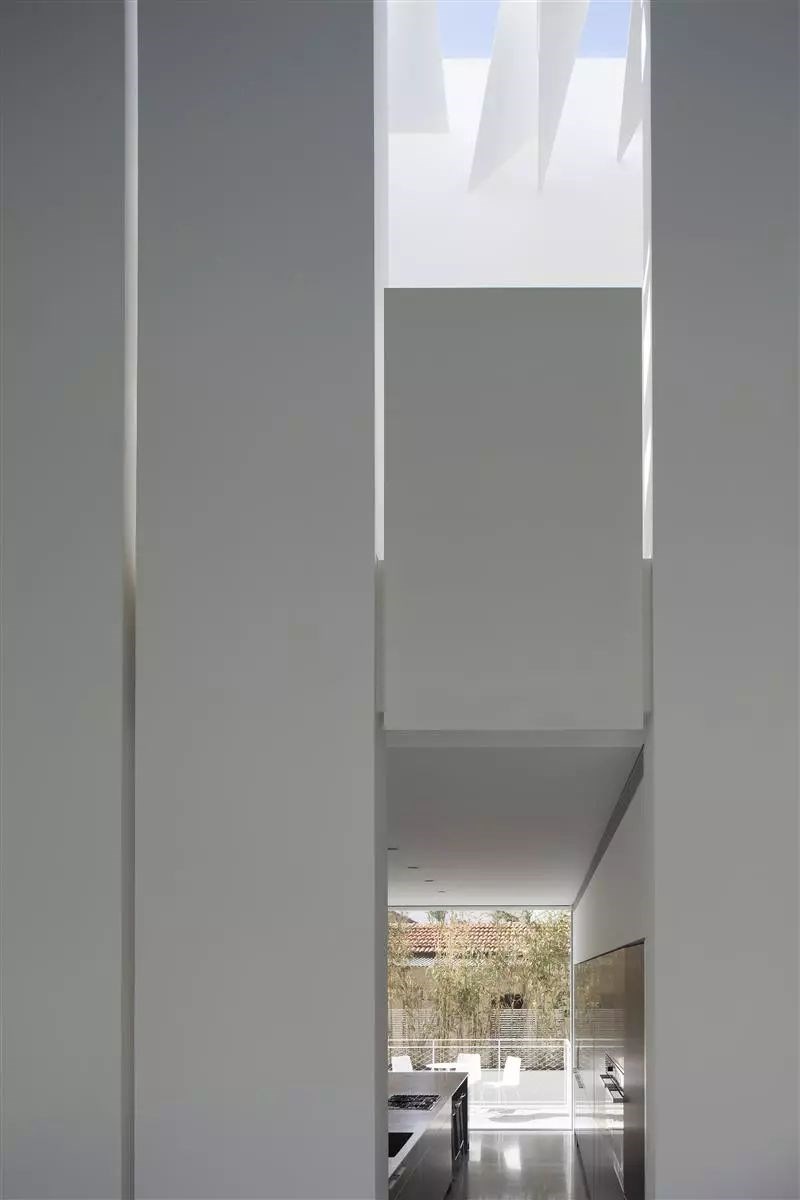 比极简多一点/ 简洁大宅更让人向往-10