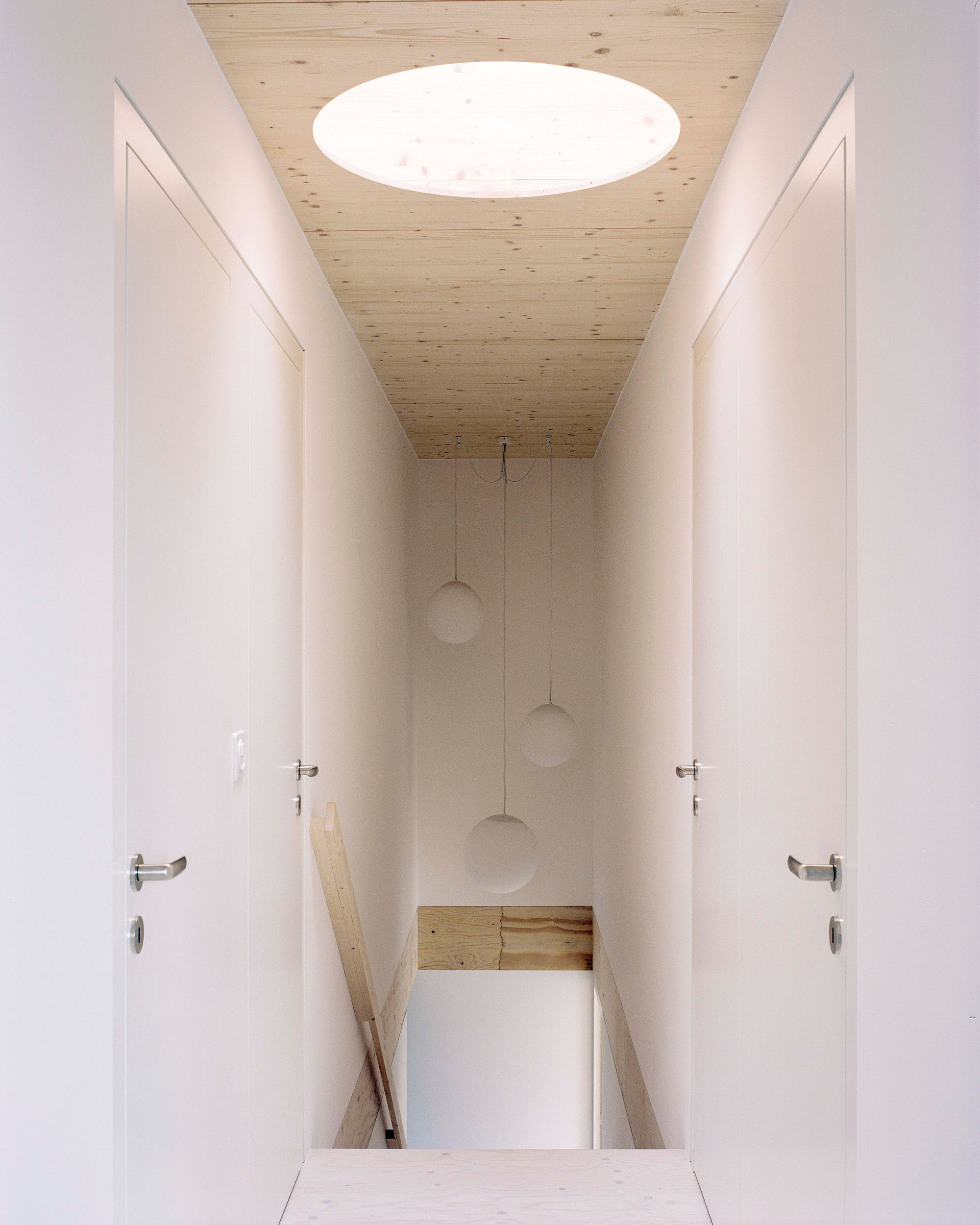 葡萄园中的房子丨瑞士-30