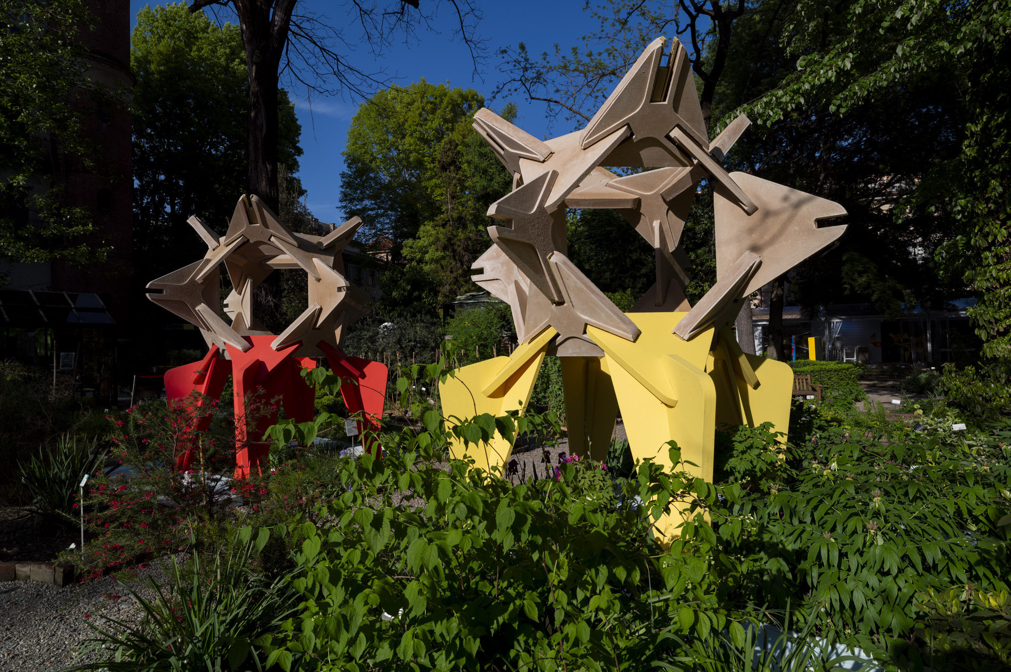 尼拉亚景观装置丨IDIEQ-22